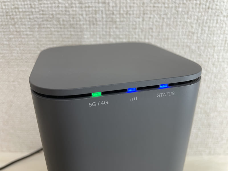 docomo home 5G(HR01) のLEDインジケーター
