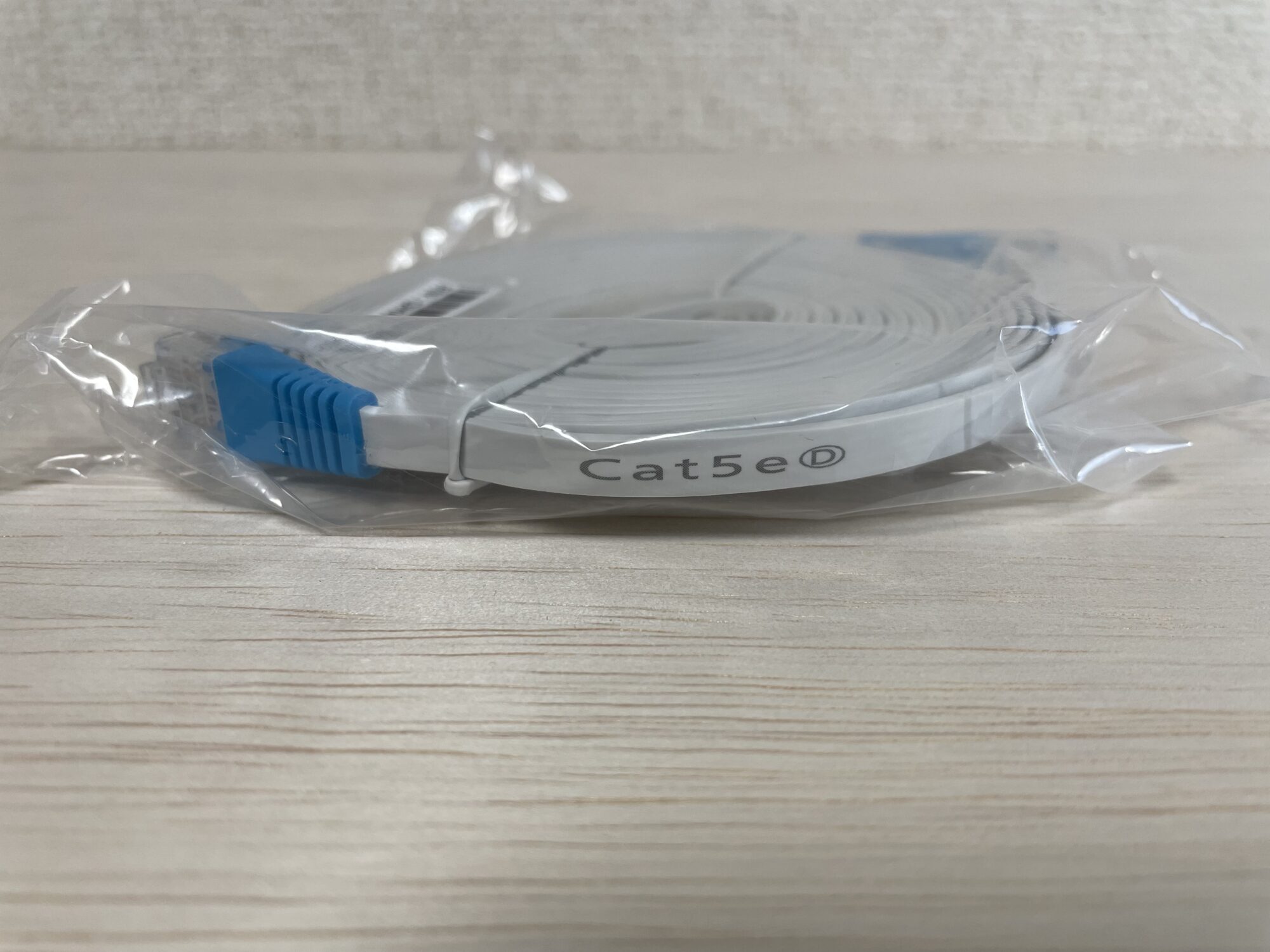 Airターミナル6付属のLANケーブル